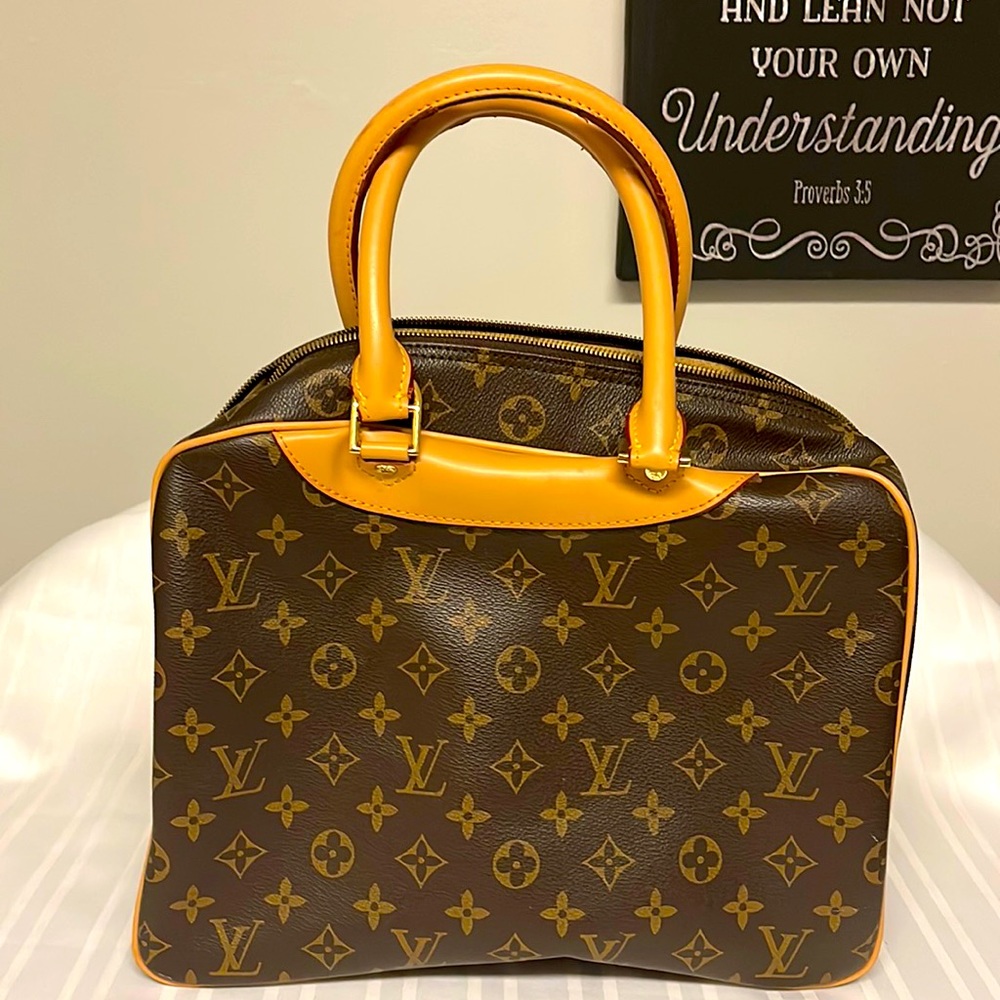 Brown Cute Purse.